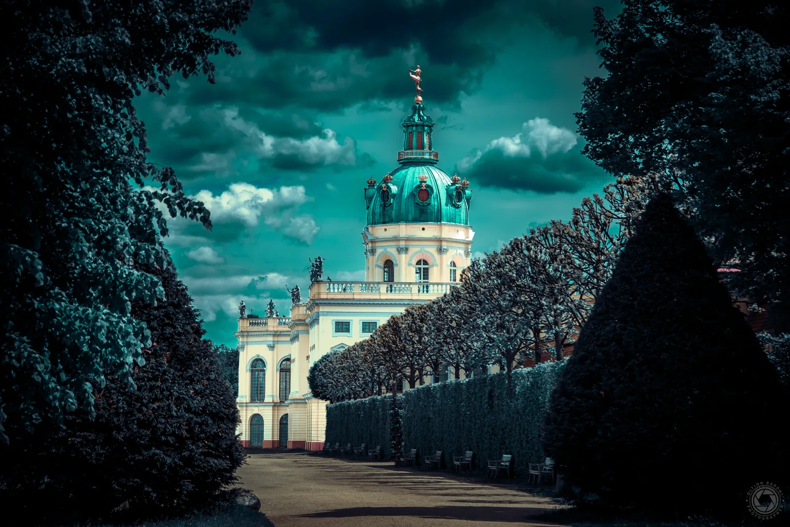Schloss Charlottenburg mit Hecken